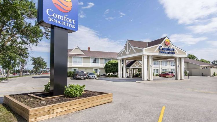 Comfort Inn & Suite Collingwood Exterior
