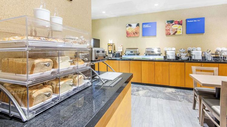 Comfort Inn & Suite Collingwood Restaurant