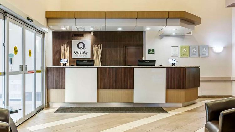 Quality Inn Airport, Dieppe Lobby