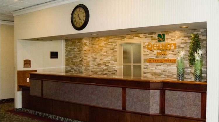 Quality Inn, Owen Sound Lobby