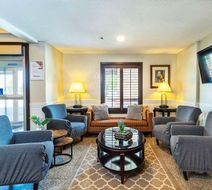 Quality Inn & Suites Yorkton Lobby