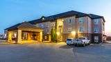 Quality Inn & Suites Yorkton Exterior