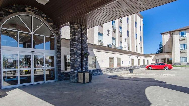 Quality Inn & Suites, Grand Prairie Exterior