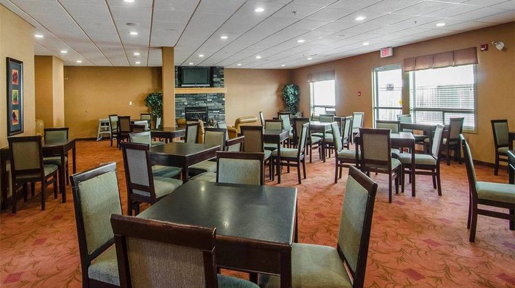 Quality Inn & Suites, Grand Prairie Restaurant