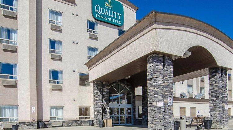 Quality Inn & Suites, Grand Prairie Exterior