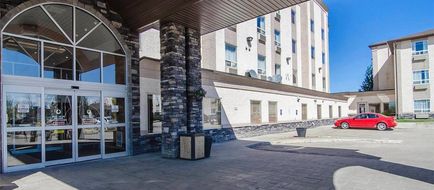 Quality Inn & Suites, Grand Prairie Exterior