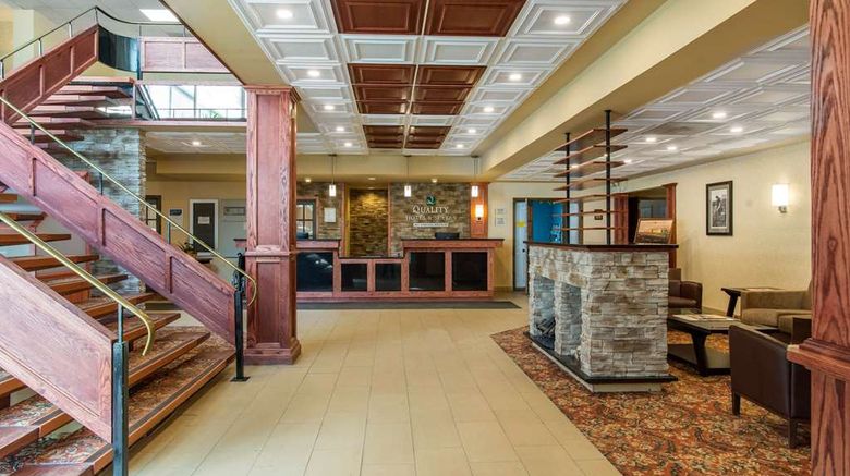 <b>Quality Hotel & Suites Gander Lobby</b>. Images powered by <a href="https://iceportal.shijigroup.com/" title="IcePortal" target="_blank">IcePortal</a>.
