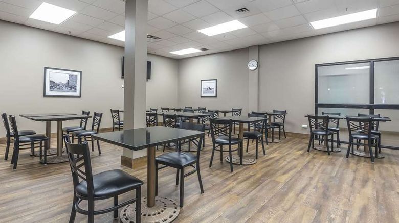 <b>Quality Inn & Suites Saskatoon Restaurant</b>. Images powered by <a href="https://iceportal.shijigroup.com/" title="IcePortal" target="_blank">IcePortal</a>.