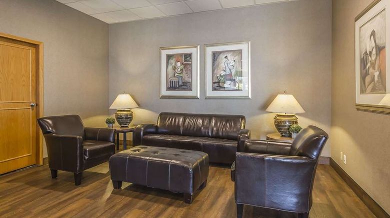 <b>Quality Inn & Suites Saskatoon Lobby</b>. Images powered by <a href="https://iceportal.shijigroup.com/" title="IcePortal" target="_blank">IcePortal</a>.