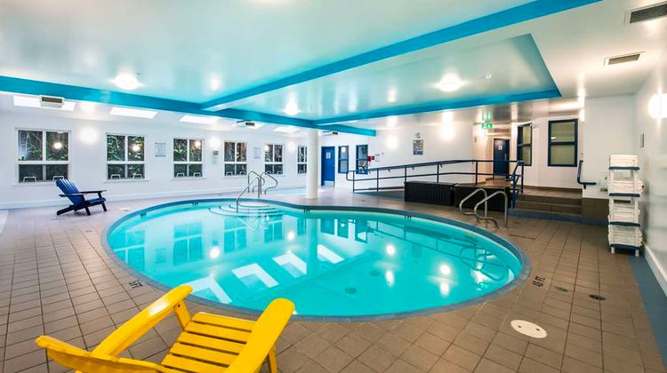 Clarion Hotel & Conference Centre Pool