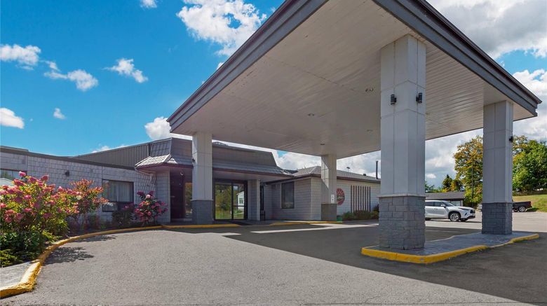 <b>Quality Inn & Conference Centre Exterior</b>. Images powered by <a href="https://iceportal.shijigroup.com/" title="IcePortal" target="_blank">IcePortal</a>.