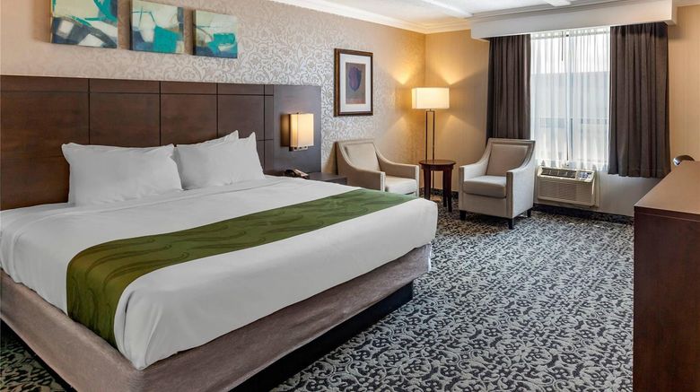 <b>Quality Inn & Conference Centre Suite</b>. Images powered by <a href="https://iceportal.shijigroup.com/" title="IcePortal" target="_blank">IcePortal</a>.