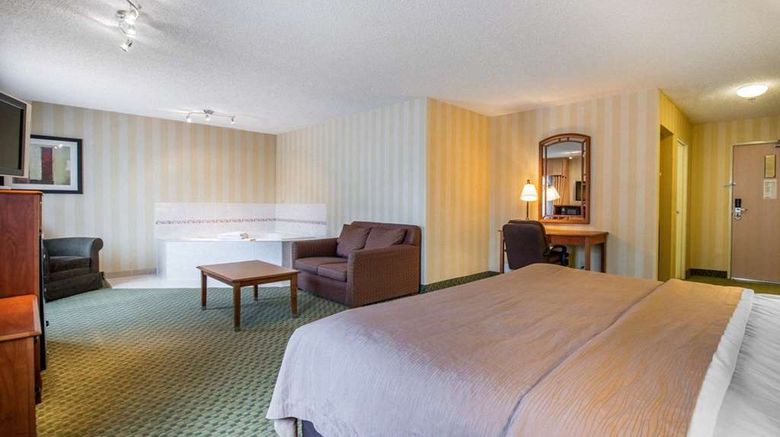<b>Quality Inn Colorado Springs Airport Suite</b>. Images powered by <a href="https://iceportal.shijigroup.com/" title="IcePortal" target="_blank">IcePortal</a>.