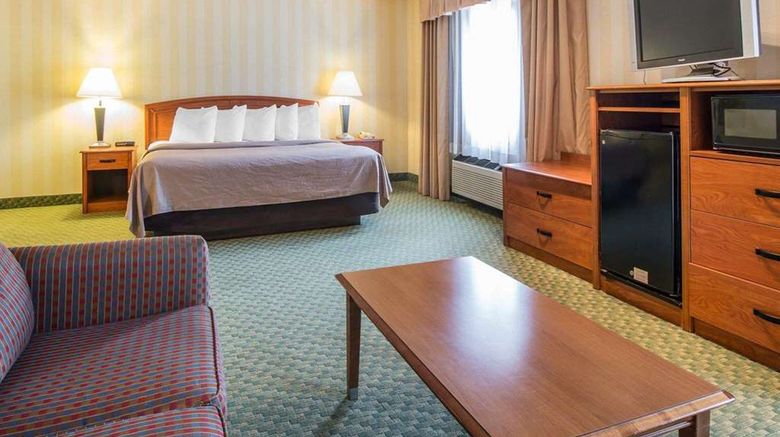 <b>Quality Inn Colorado Springs Airport Suite</b>. Images powered by <a href="https://iceportal.shijigroup.com/" title="IcePortal" target="_blank">IcePortal</a>.