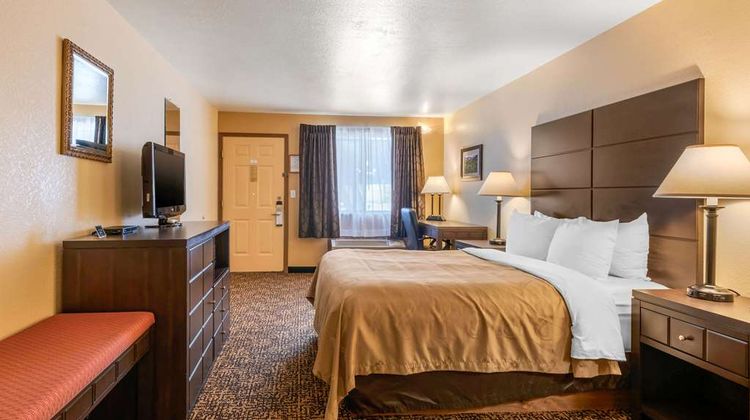 Quality Inn Room