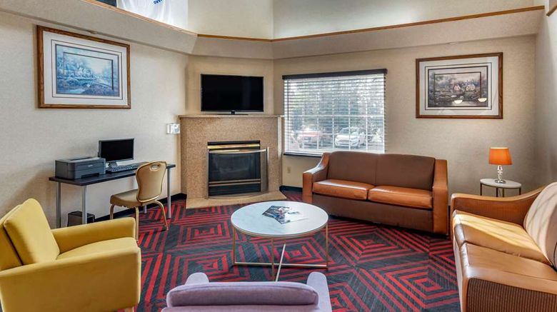 <b>Econo Lodge North Academy Lobby</b>. Images powered by <a href="https://iceportal.shijigroup.com/" title="IcePortal" target="_blank">IcePortal</a>.
