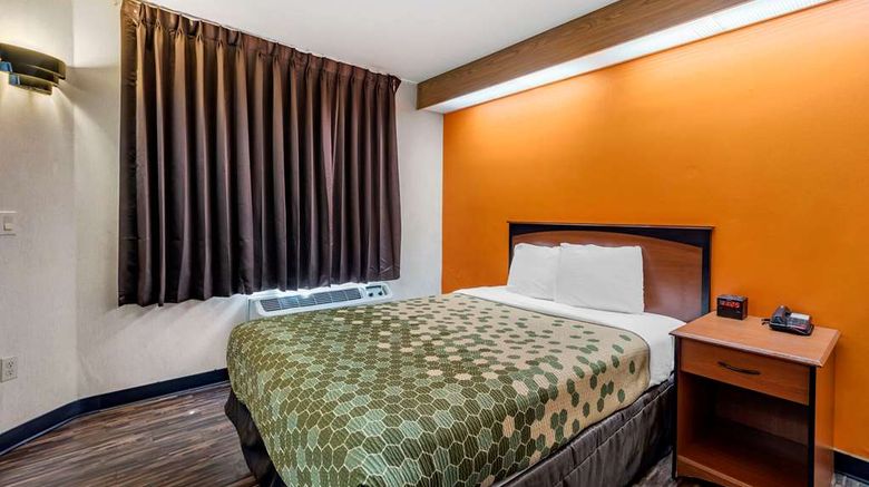 <b>Econo Lodge North Academy Room</b>. Images powered by <a href="https://iceportal.shijigroup.com/" title="IcePortal" target="_blank">IcePortal</a>.
