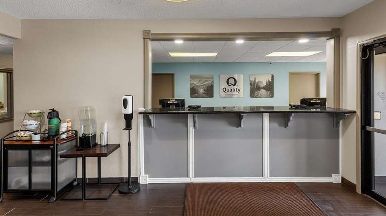 <b>Quality Inn Brighton Lobby</b>. Images powered by <a href="https://iceportal.shijigroup.com/" title="IcePortal" target="_blank">IcePortal</a>.