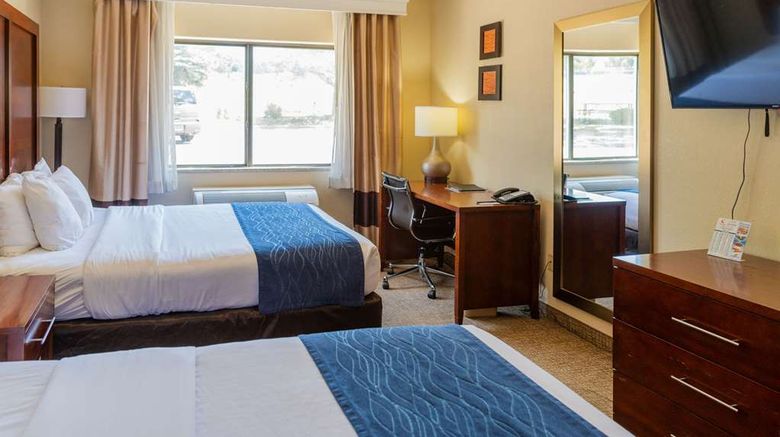 <b>Comfort Inn North Room</b>. Images powered by <a href="https://iceportal.shijigroup.com/" title="IcePortal" target="_blank">IcePortal</a>.