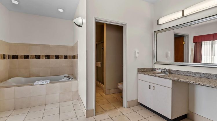 Comfort Suites Denver Tech Center Room