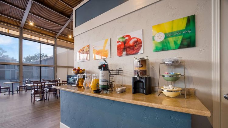 Quality Inn & Suites Restaurant