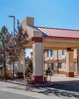 Econo Lodge Pueblo North