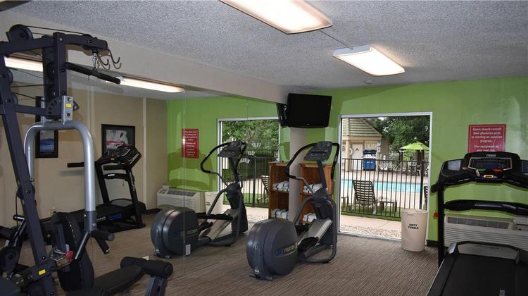 Quality Inn & Suites Garden of the Gods Health