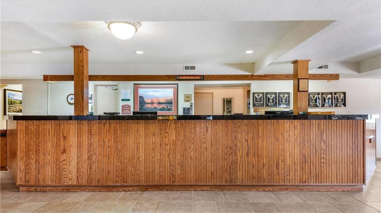 Quality Inn Lobby