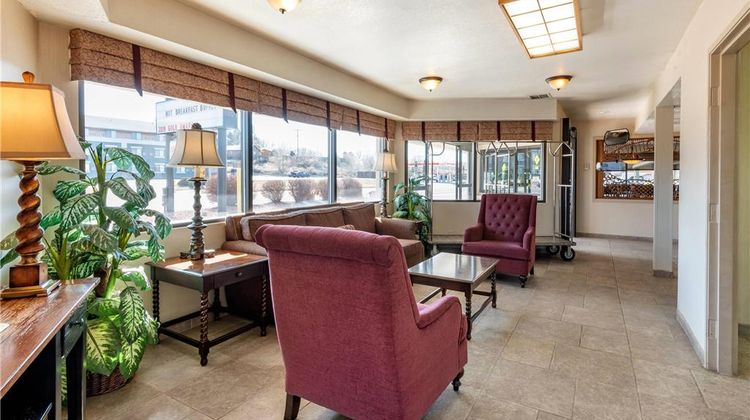 Quality Inn Lobby