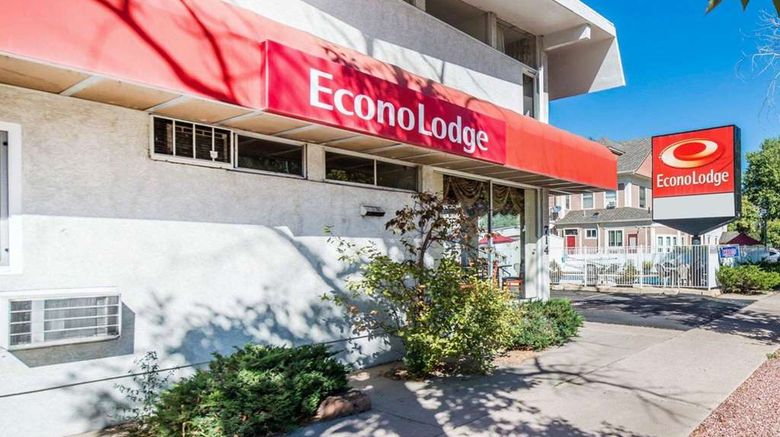 <b>Econo Lodge Colorado Springs Downtown Exterior</b>. Images powered by <a href="https://iceportal.shijigroup.com/" title="IcePortal" target="_blank">IcePortal</a>.