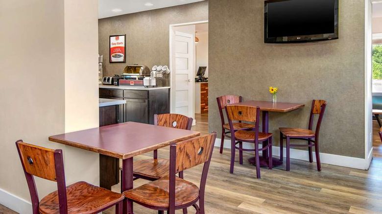 <b>Econo Lodge Inn and Suites Durango Restaurant</b>. Images powered by <a href="https://iceportal.shijigroup.com/" title="IcePortal" target="_blank">IcePortal</a>.