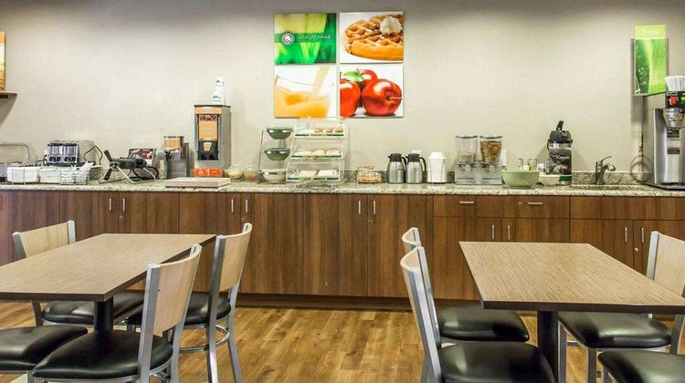 Quality Inn Denver-Boulder Turnpike Restaurant