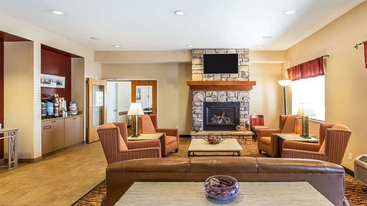 Quality Inn & Suites Loveland Lobby