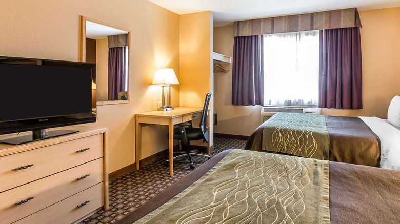 <b>Quality Inn & Suites Loveland Room</b>. Images powered by <a href="https://iceportal.shijigroup.com/" title="IcePortal" target="_blank">IcePortal</a>.
