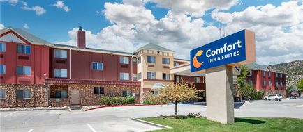 Comfort Inn & Suites Exterior