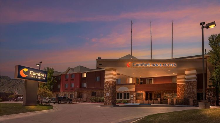 Comfort Inn & Suites Exterior
