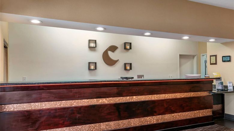 <b>Comfort Inn Fort Collins North Lobby</b>. Images powered by <a href="https://iceportal.shijigroup.com/" title="IcePortal" target="_blank">IcePortal</a>.