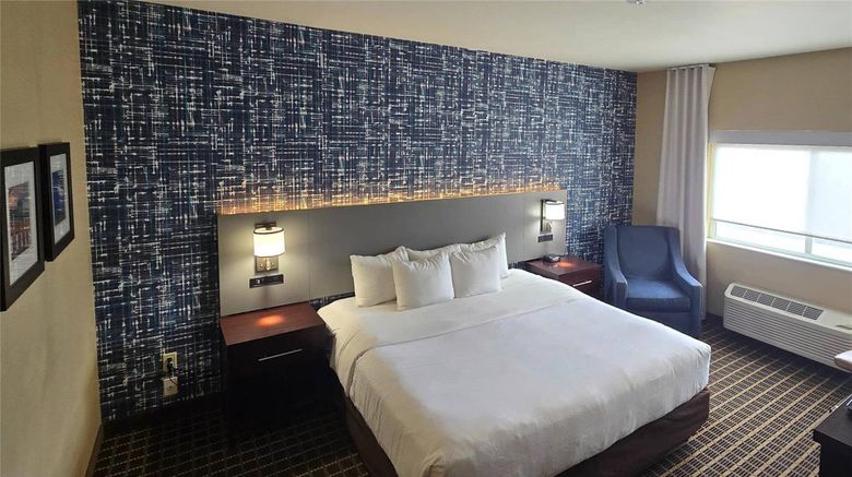 <b>Comfort Inn Fort Collins North Room</b>. Images powered by <a href="https://iceportal.shijigroup.com/" title="IcePortal" target="_blank">IcePortal</a>.