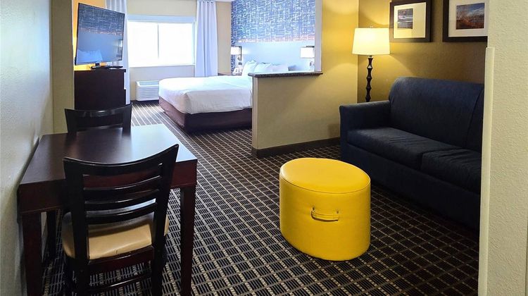 Comfort Inn Fort Collins North Suite