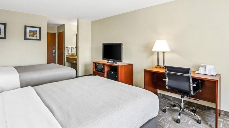 Quality Inn & Suites Vail Valley Room