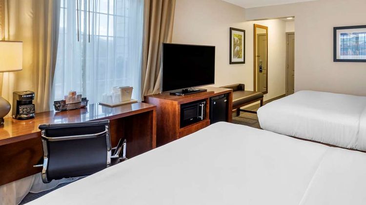Comfort Inn & Suites Room