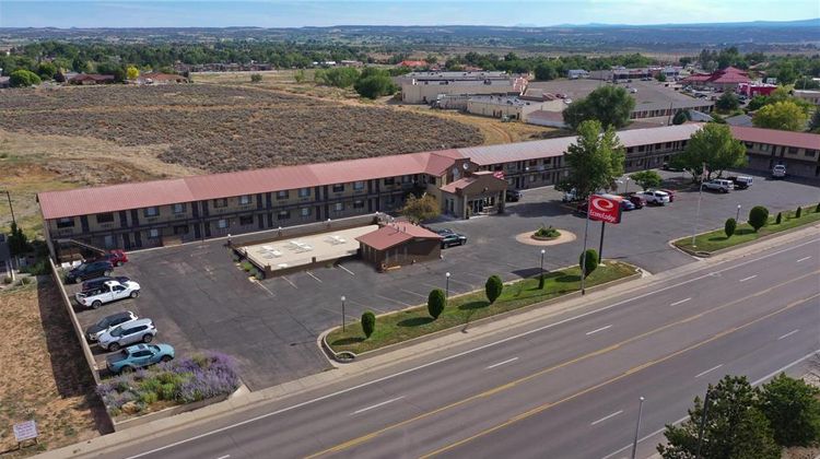 Econo Lodge Exterior