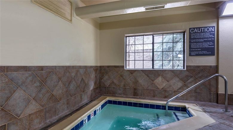 <b>Comfort Suites at Evergreen Parkway Pool</b>. Images powered by <a href="https://iceportal.shijigroup.com/" title="IcePortal" target="_blank">IcePortal</a>.