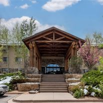 Comfort Suites at Evergreen Parkway