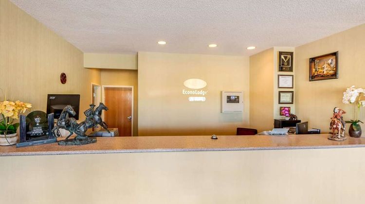 Econo Lodge Colorado Springs near Airport Lobby