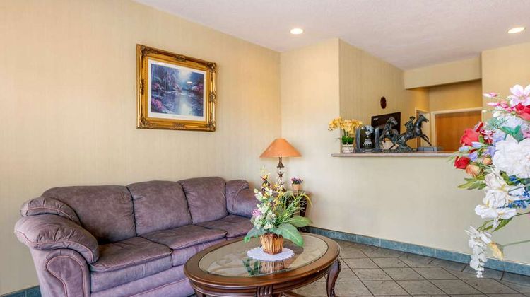Econo Lodge Colorado Springs near Airport Lobby
