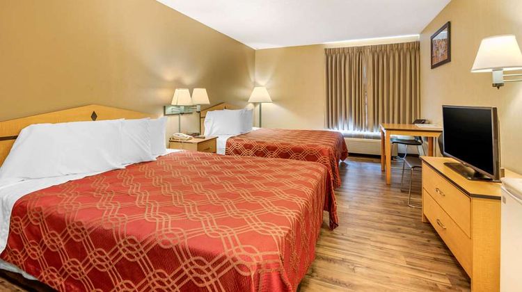 Econo Lodge Colorado Springs near Airport Room