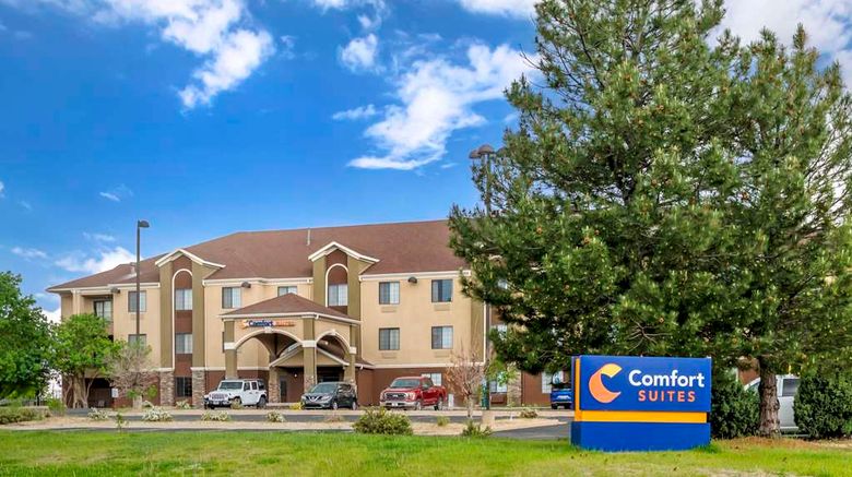 <b>Comfort Suites Castle Rock Exterior</b>. Images powered by <a href="https://iceportal.shijigroup.com/" title="IcePortal" target="_blank">IcePortal</a>.