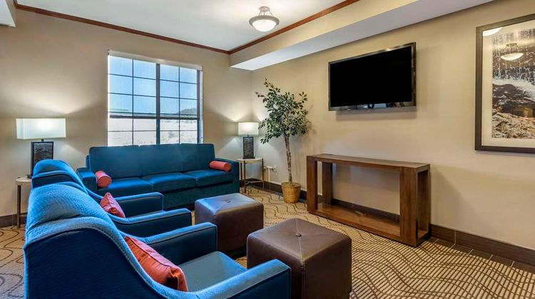 Comfort Suites Castle Rock Lobby