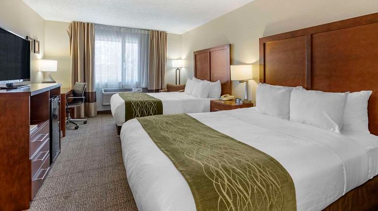 <b>Comfort Inn Denver West Room</b>. Images powered by <a href="https://iceportal.shijigroup.com/" title="IcePortal" target="_blank">IcePortal</a>.